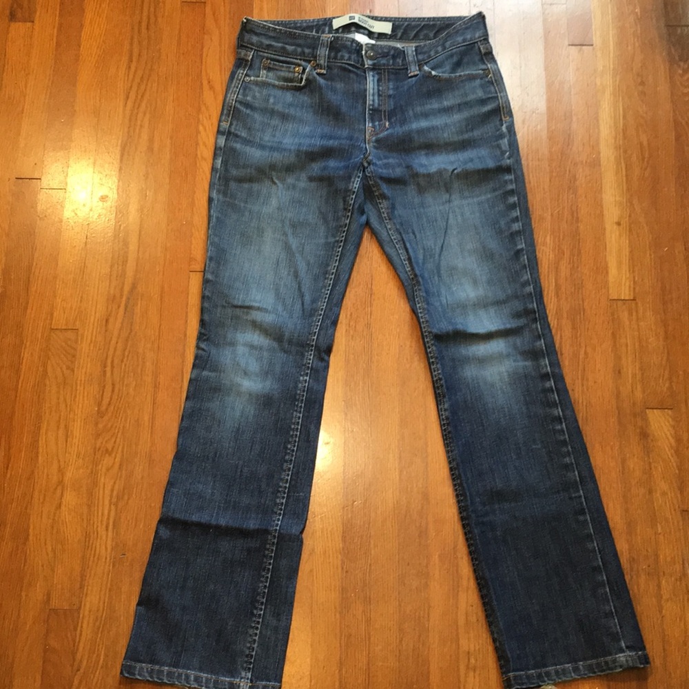 Medium/Dark Wash Gap Jeans